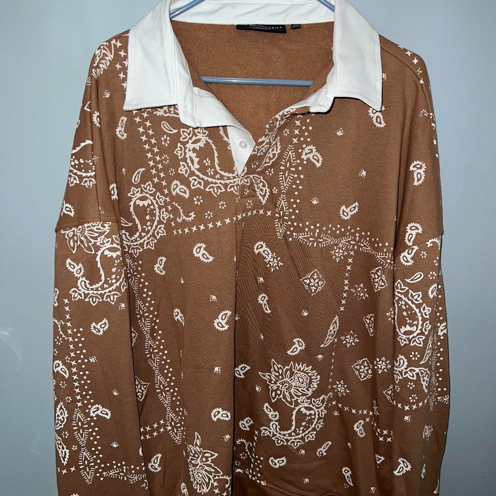 2X Collared Brown Bandana Print Shirt